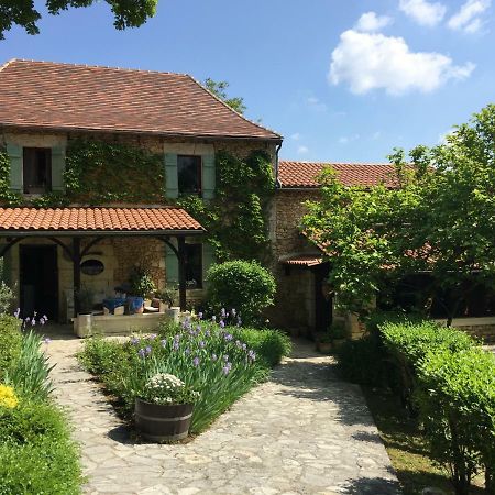 La Libertie Bed & Breakfast Campsegret Exterior photo