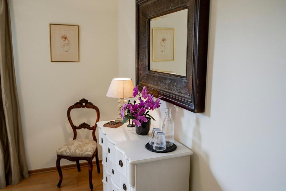 La Libertie Bed & Breakfast Campsegret Exterior photo