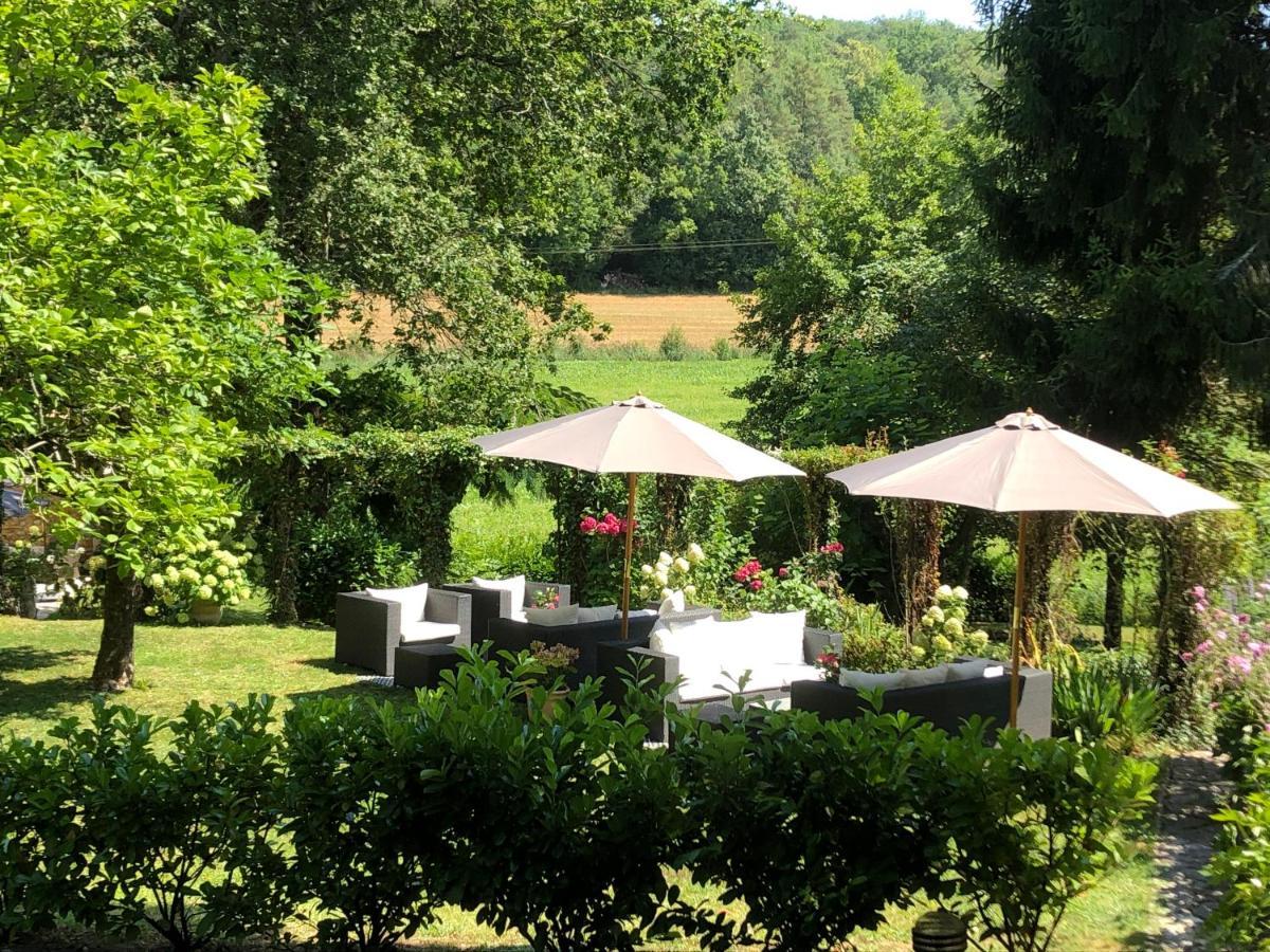 La Libertie Bed & Breakfast Campsegret Exterior photo